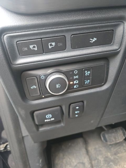 Certified 2022 Ford F150 Lariat w/ Equipment Group 502A High image 18