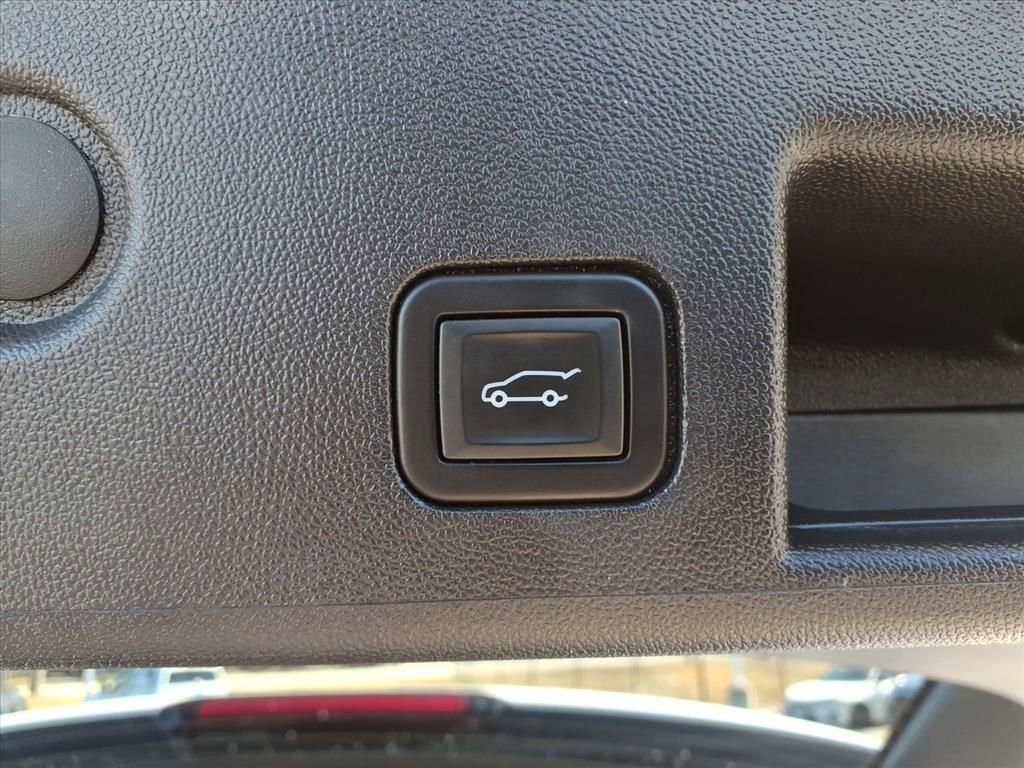 Used 2024 Chevrolet Equinox LT image 31