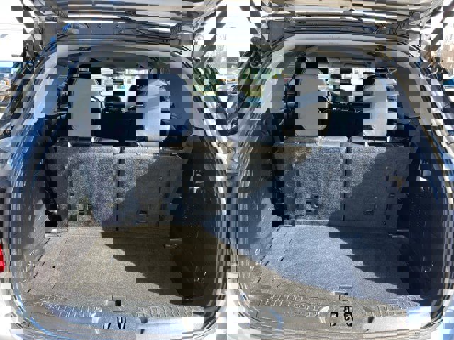 Certified 2021 Ford Explorer XLT w/ Equipment Group 202A image 28