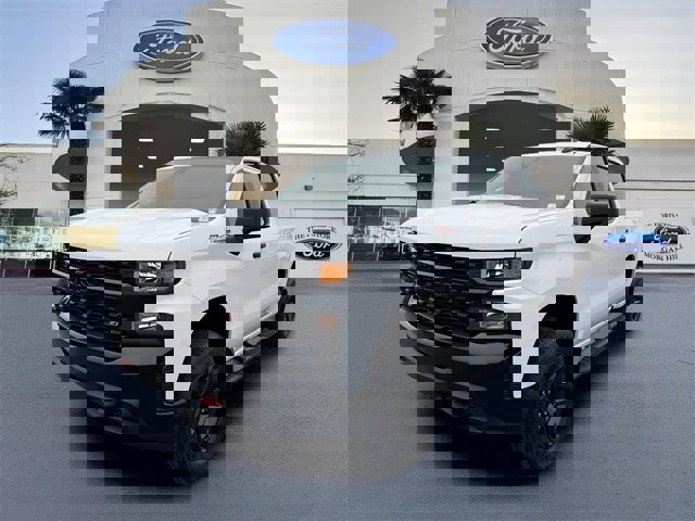 Used 2020 Chevrolet Silverado 1500 Custom Trail Boss w/ Custom Convenience Package image 6