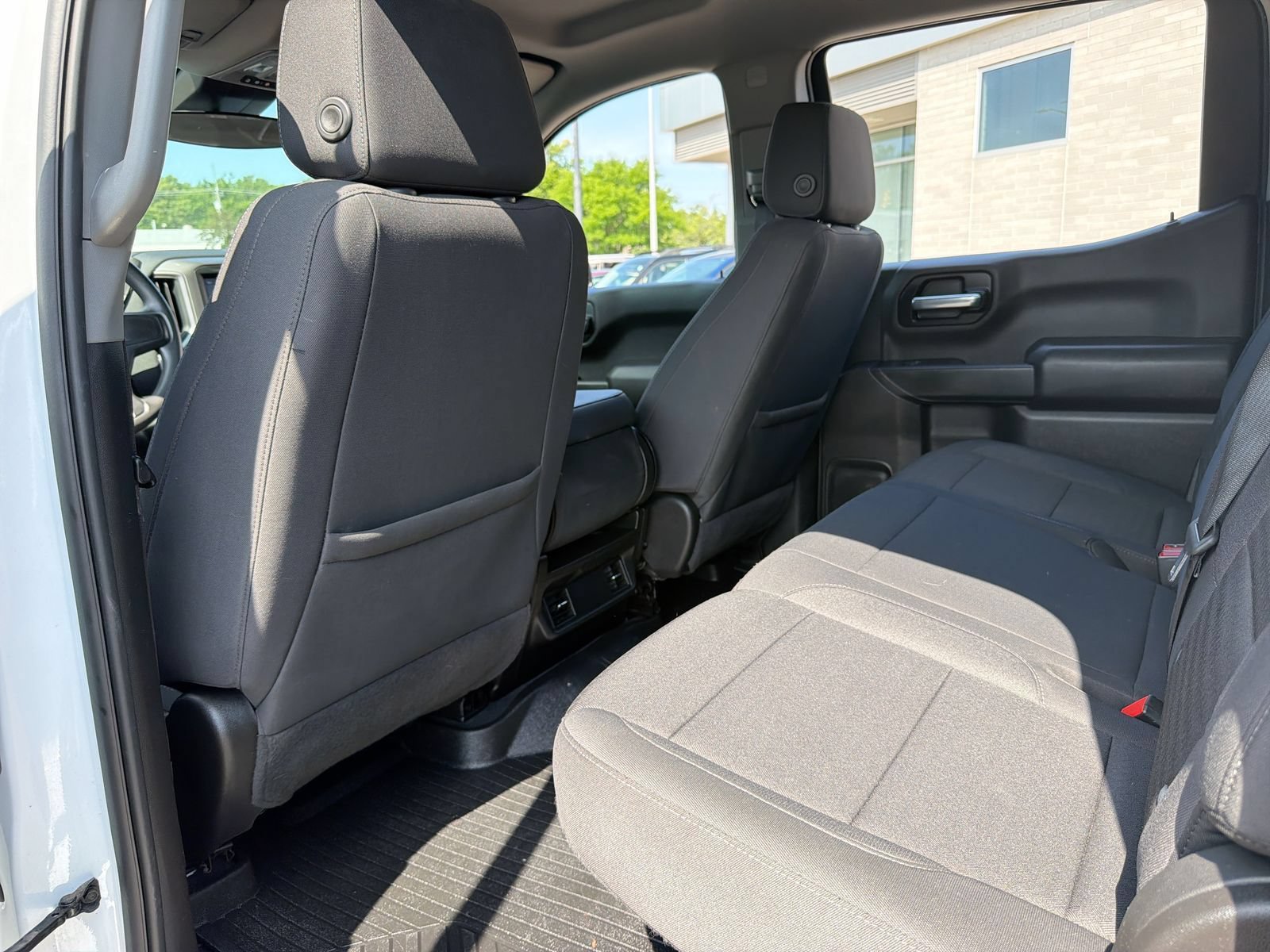 Used 2022 Chevrolet Silverado 1500 Custom Trail Boss AWD/4WD image 24