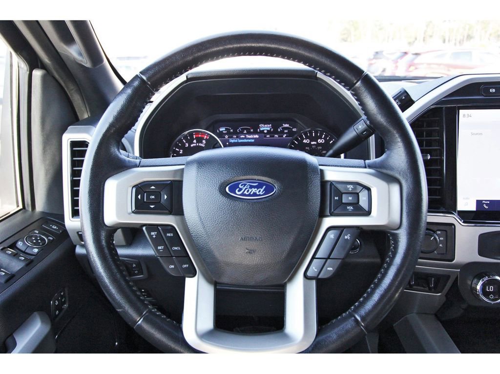 Certified 2022 Ford F350 Lariat w/ Black Appearance Package AWD/4WD image 14