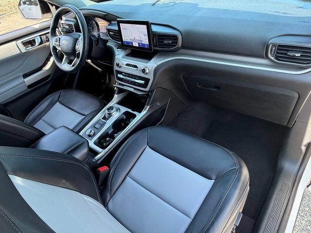 Certified 2023 Ford Explorer XLT w/ Equipment Group 202A AWD/4WD image 30