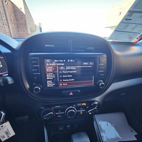 Used 2023 Kia Soul LX image 16