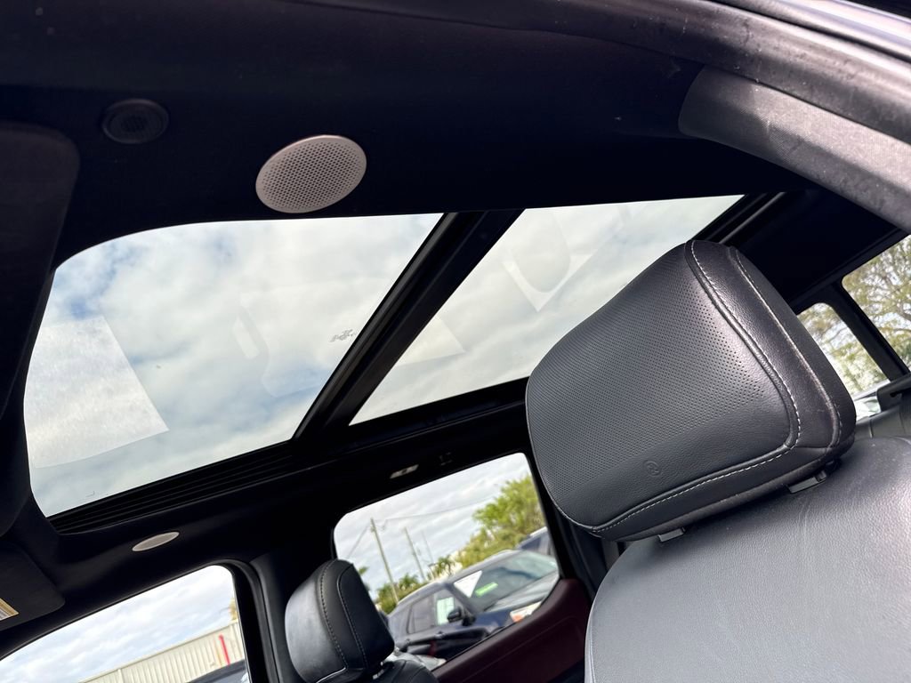 Certified 2021 Ford F150 Lariat w/ Equipment Group 502A High image 5