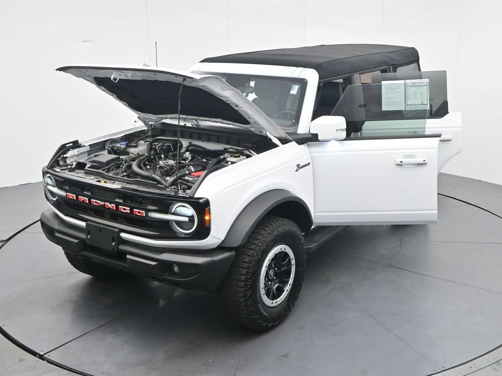 Certified 2024 Ford Bronco Outer Banks w/ Sasquatch Package AWD/4WD image 42