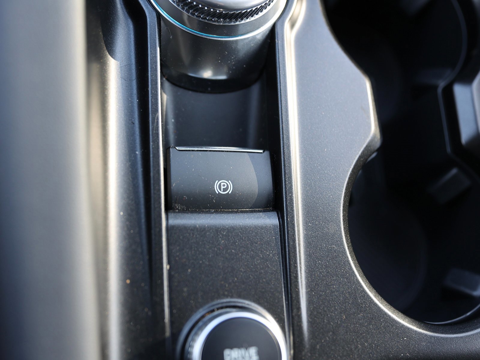 Certified 2025 Ford Explorer Active image 35