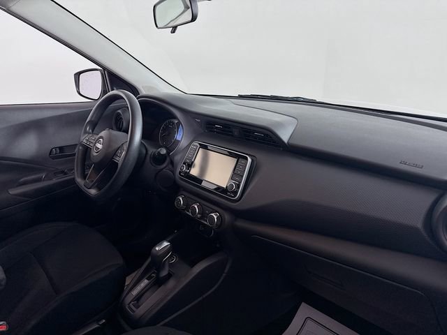 Used 2023 Nissan Kicks S image 26