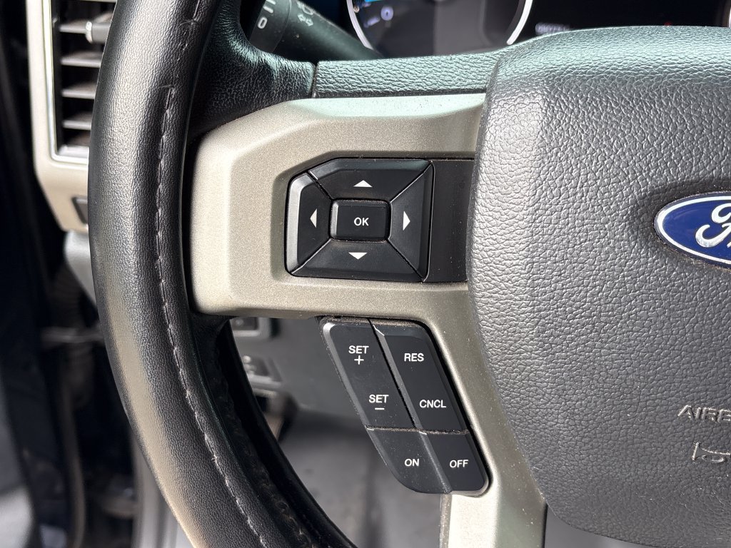 Certified 2022 Ford F450 Lariat w/ Lariat Ultimate Package AWD/4WD image 17