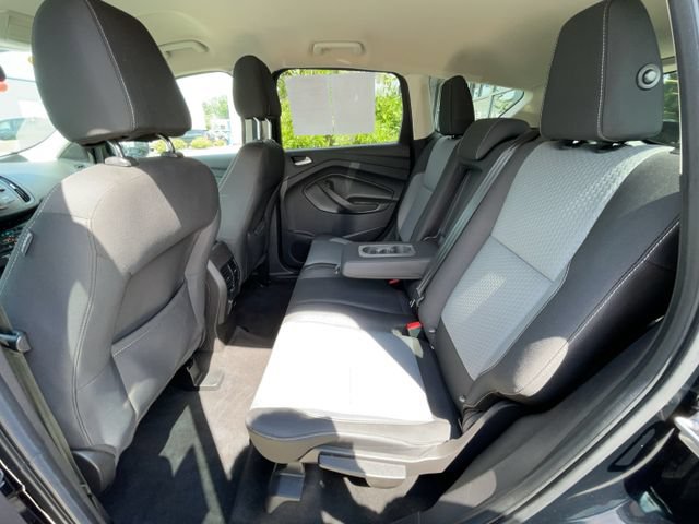 Certified 2017 Ford Escape SE w/ SE Cold Weather Package AWD/4WD image 28