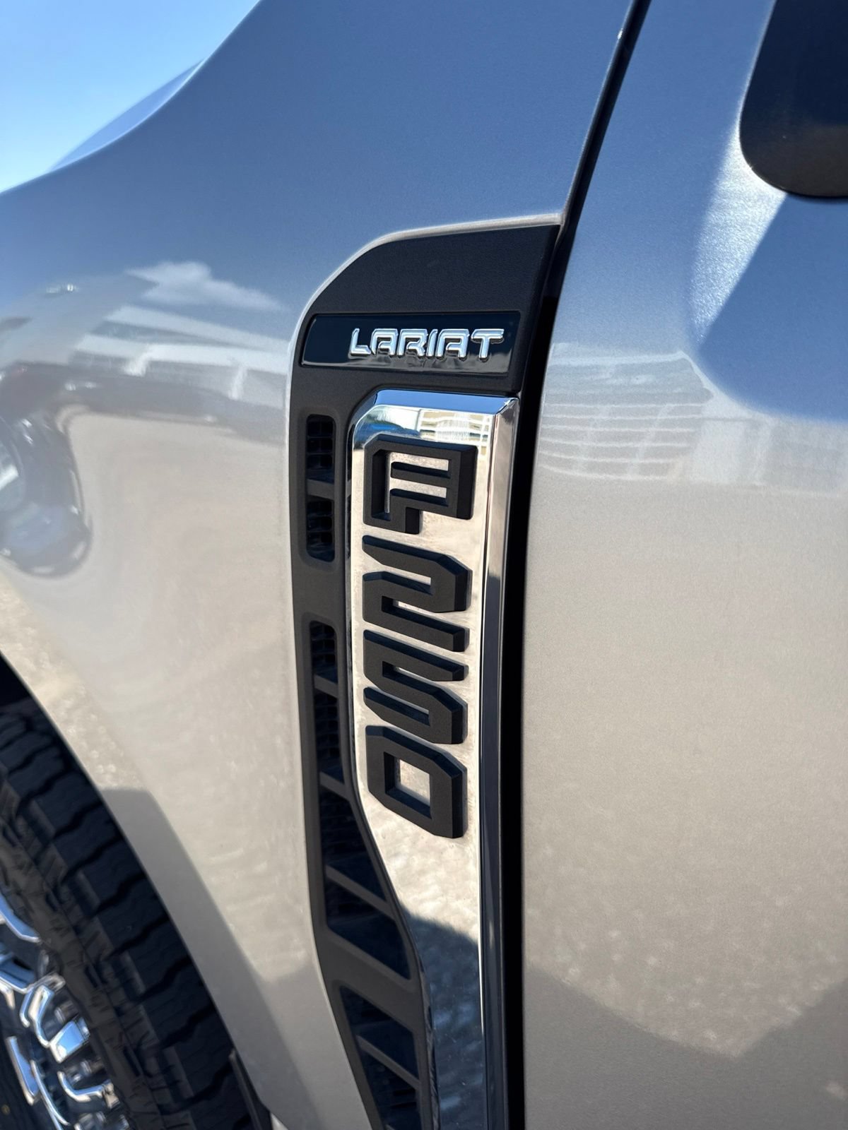 Certified 2023 Ford F250 Lariat w/ Chrome Package AWD/4WD image 11