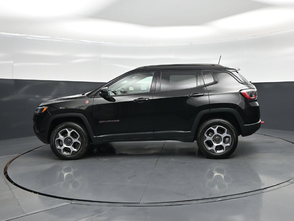 Used 2022 Jeep Compass Trailhawk AWD/4WD image 22