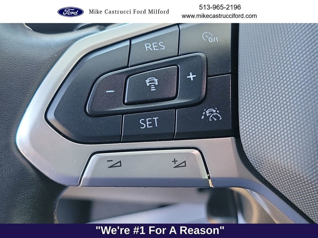Used 2024 Volkswagen Atlas Cross Sport SE AWD/4WD image 23