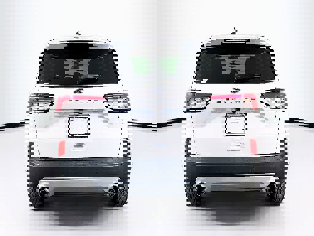 Certified 2022 Ford Escape SE w/ Cold Weather Package image 4