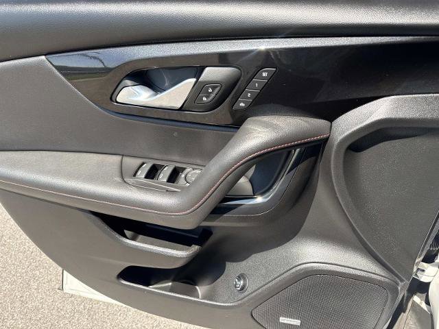 Used 2022 Chevrolet Blazer RS w/ Enhanced Convenience Package FWD image 13