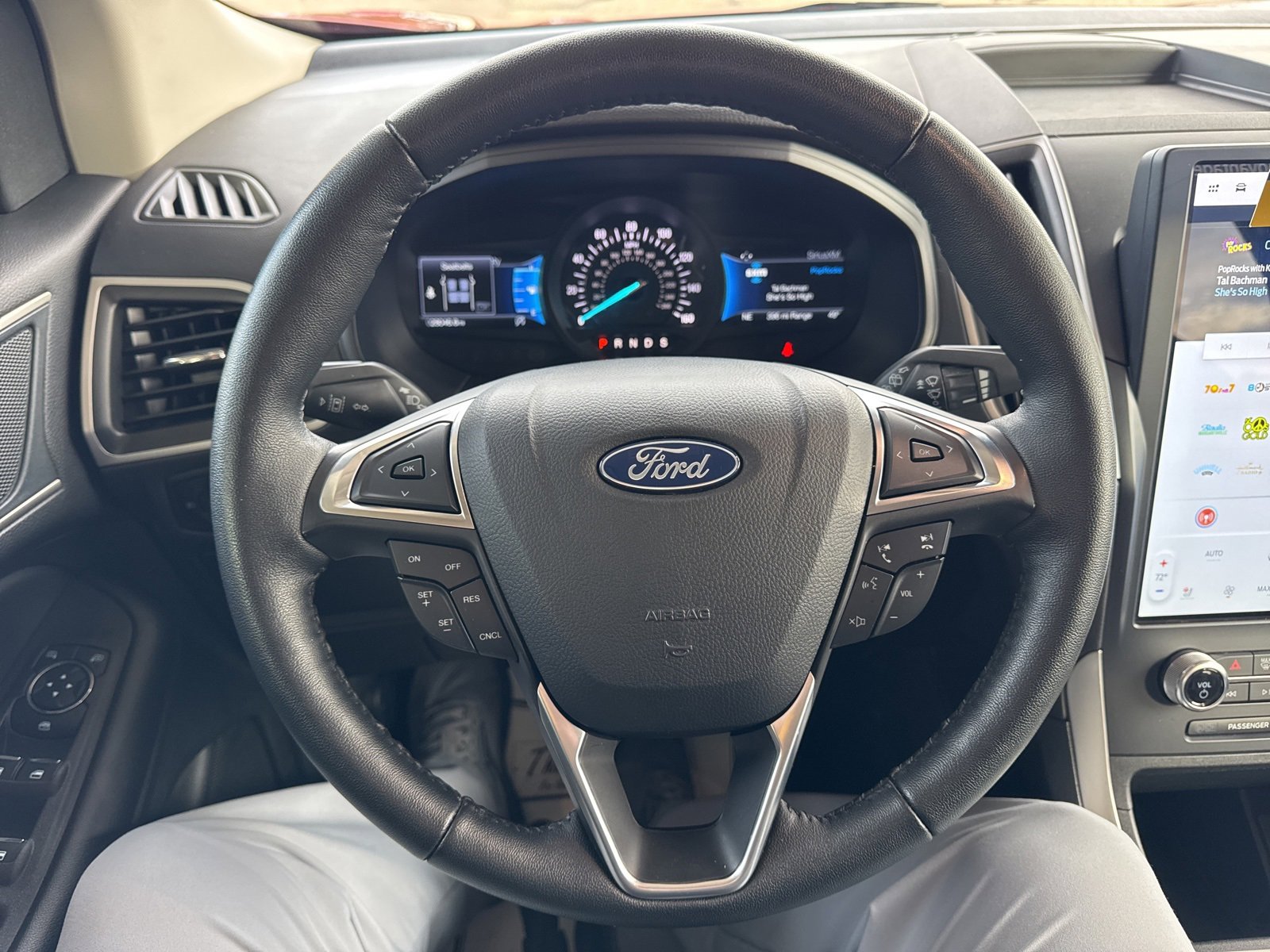 Certified 2024 Ford Edge SEL w/ Convenience Package image 27