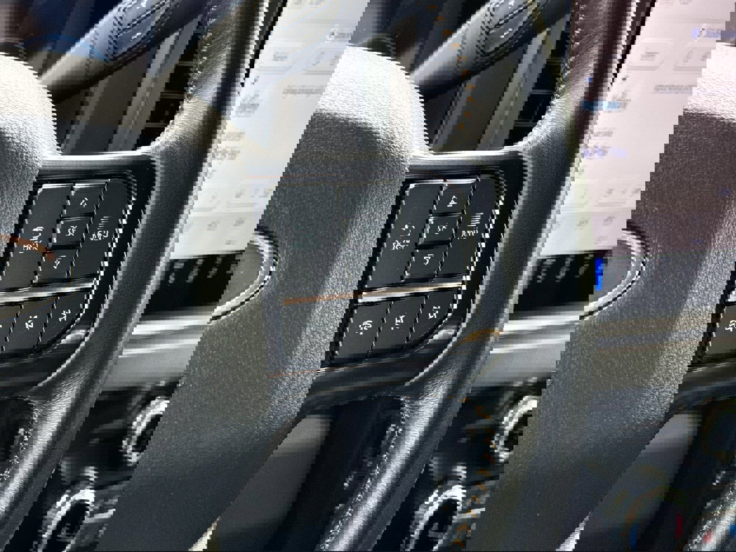 Certified 2024 Ford F350 Platinum image 24