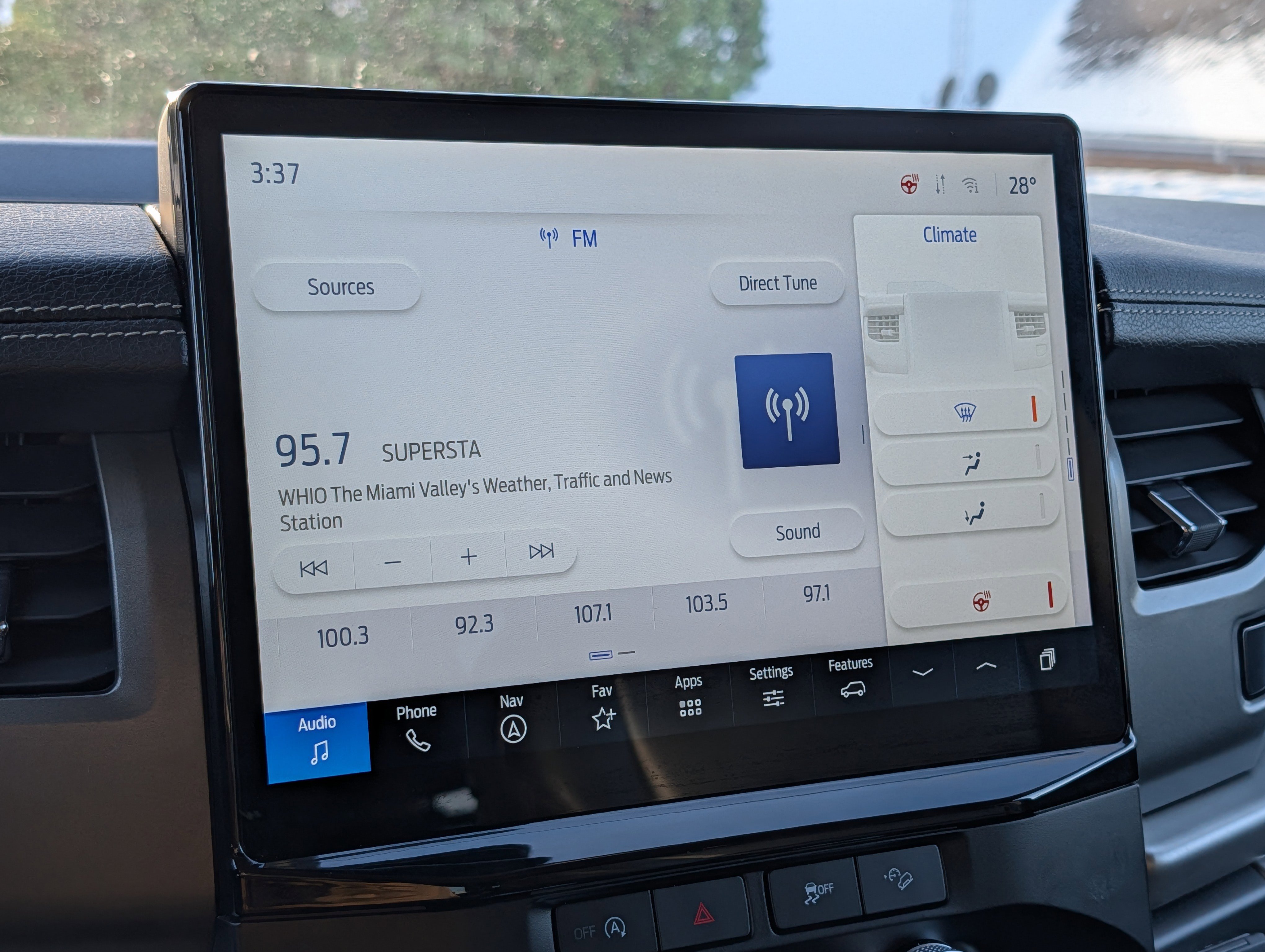 Certified 2024 Ford Expedition XLT image 19