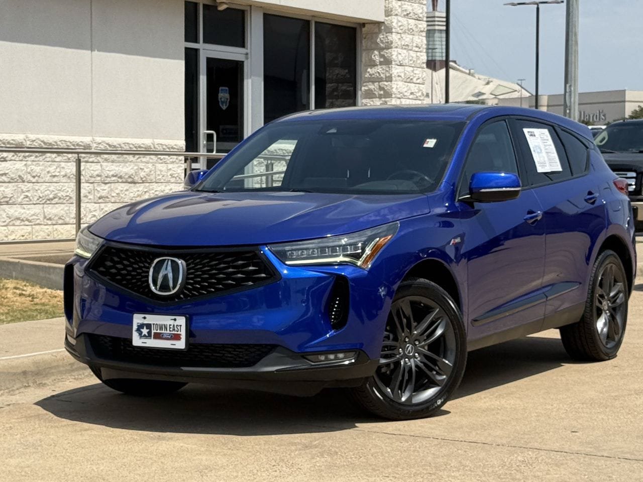 Used 2023 Acura RDX A-Spec AWD/4WD image 2