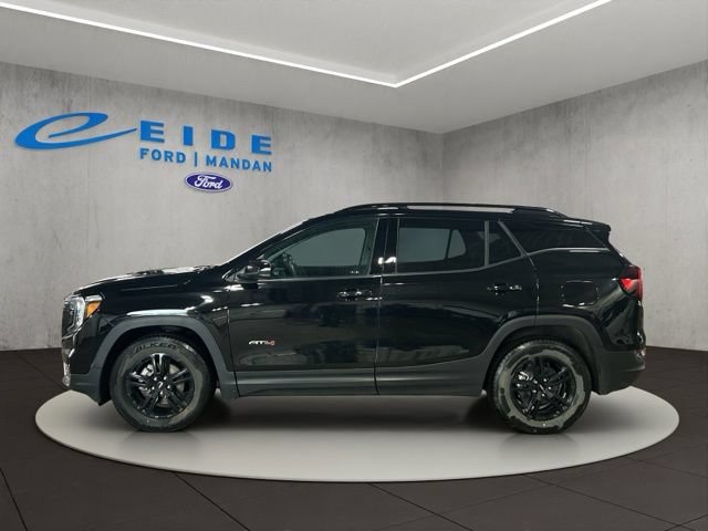 Used 2024 GMC Terrain AT4 AWD/4WD image 10