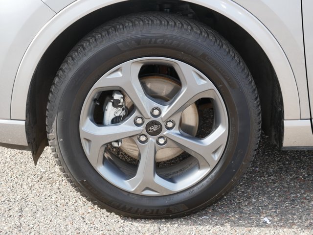 Certified 2024 Ford Escape ST-Line w/ Tech Pack #1 AWD/4WD image 10