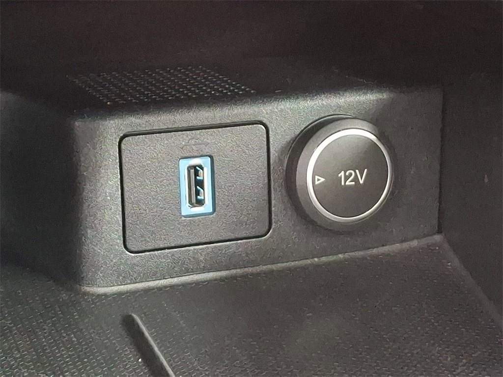 Certified 2020 Ford Escape SEL image 27