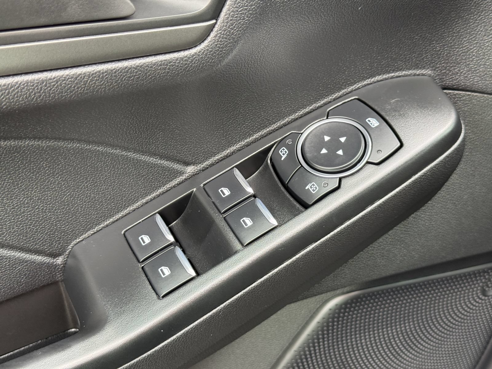 Certified 2025 Ford Escape Active FWD image 20