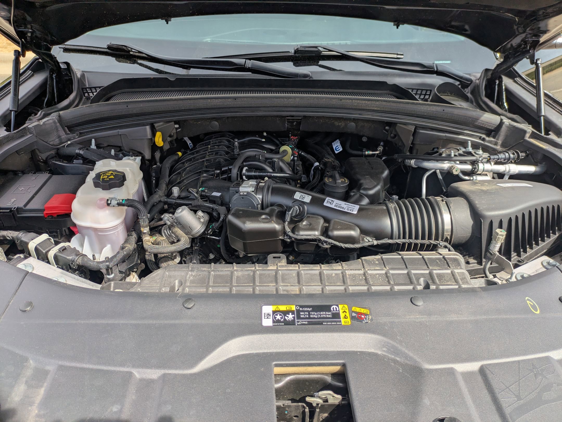 Used 2023 Jeep Grand Cherokee Limited w/ Luxury Tech Group II AWD/4WD image 43