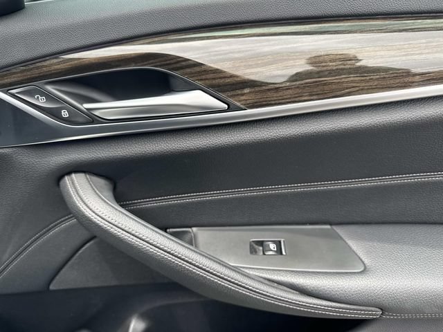 Used 2019 BMW 530i w/ Convenience Package RWD image 14