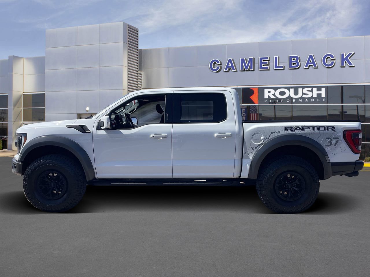 Certified 2023 Ford F150 Raptor w/ Raptor 37 Performance Package AWD/4WD image 3