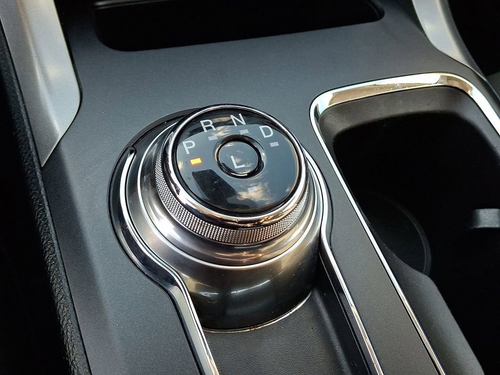 Certified 2020 Ford Fusion SE image 16