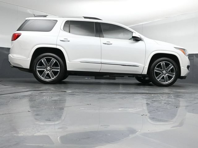 Used 2019 GMC Acadia Denali w/ Technology Package FWD image 45