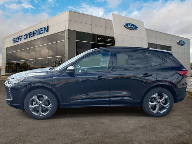 Certified 2024 Ford Escape ST-Line w/ Tech Pack #1 AWD/4WD image 2
