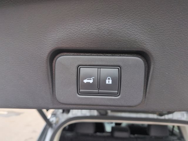 Used 2022 Nissan Rogue SV w/ SV Premium Package AWD/4WD image 23