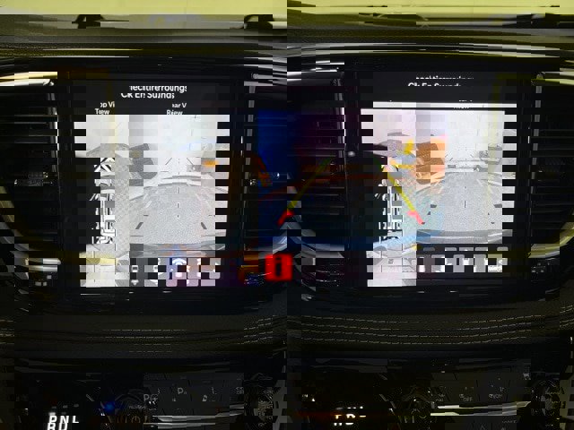 Used 2022 Chrysler Pacifica Limited w/ Uconnect Theater Family Group image 27