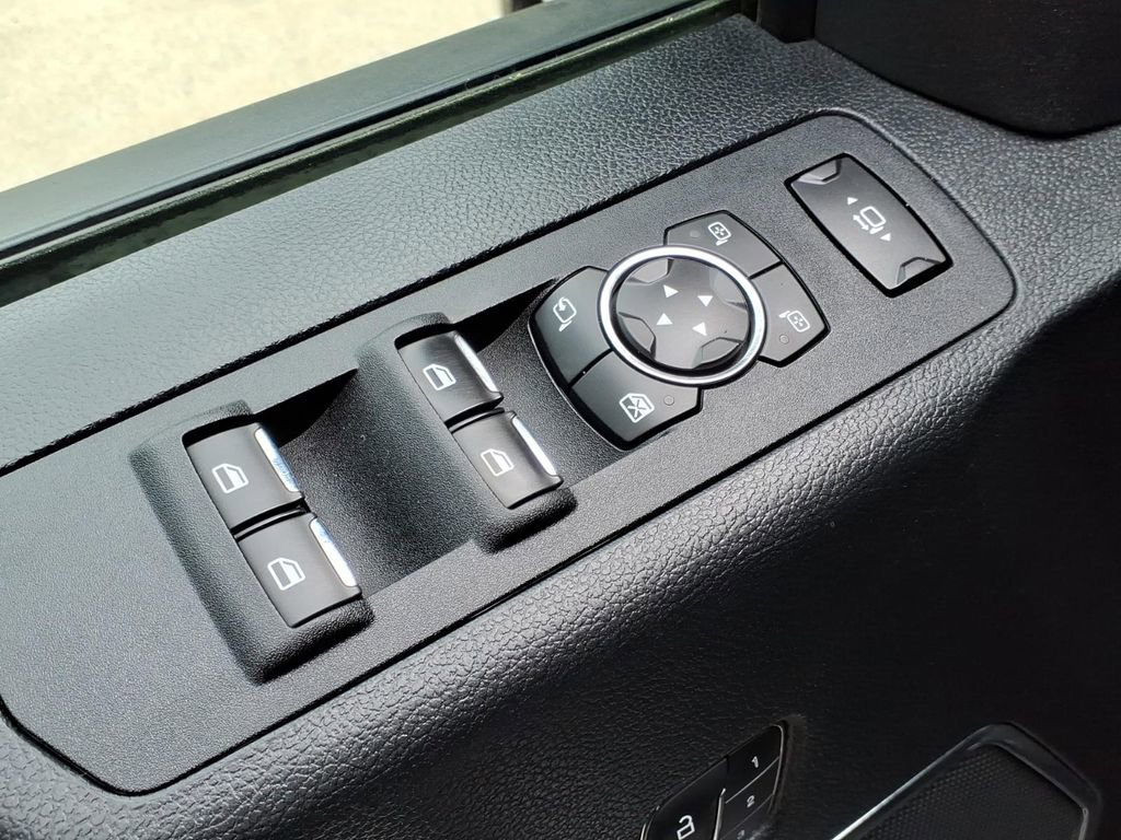 Certified 2019 Ford F350 Lariat w/ Lariat Ultimate Package AWD/4WD image 22