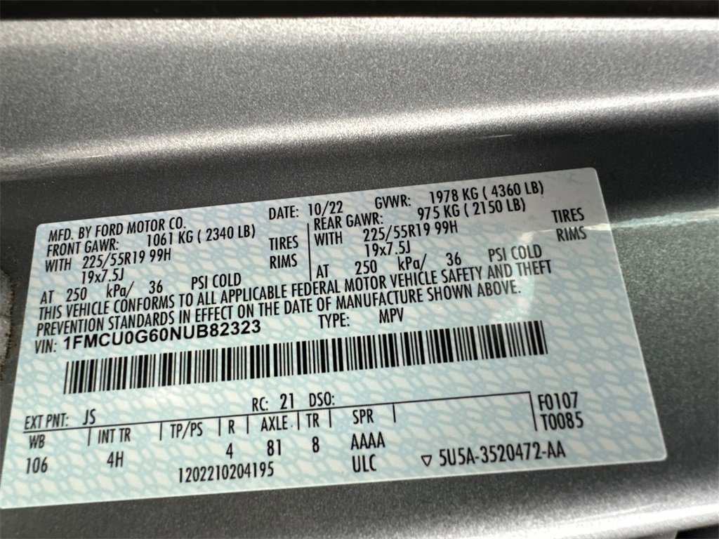 Certified 2022 Ford Escape SE w/ SE Sport Appearance Package image 33