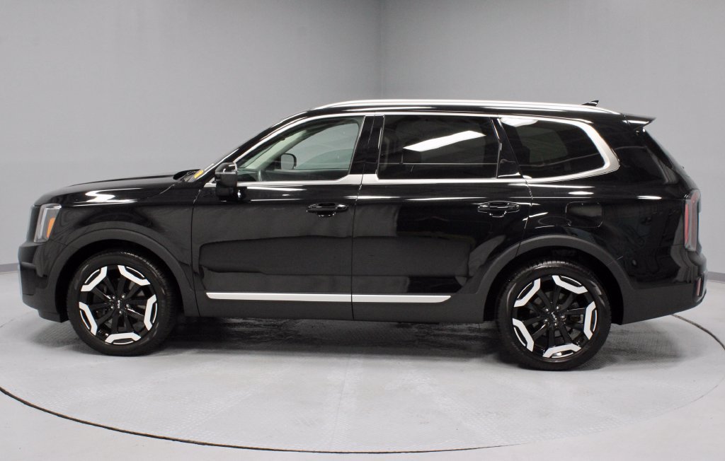Used 2025 Kia Telluride EX AWD/4WD image 9