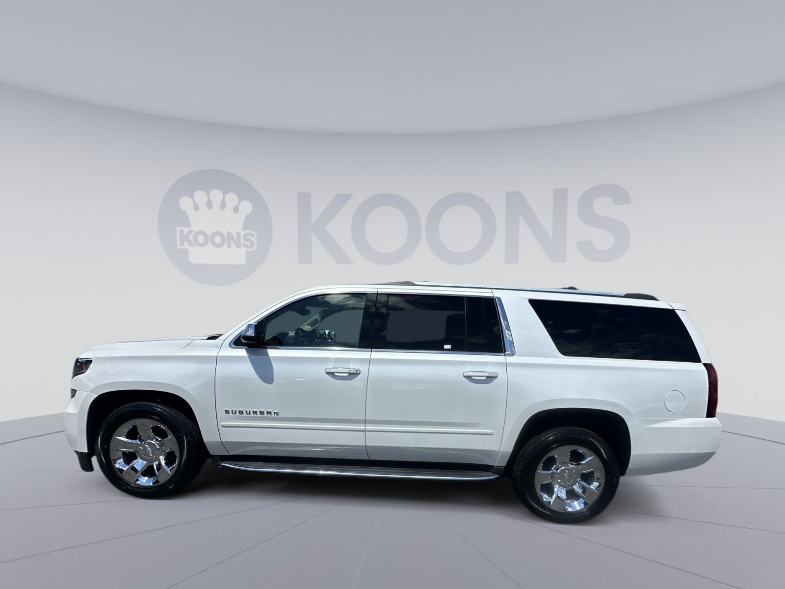 Used 2017 Chevrolet Suburban Premier AWD/4WD image 13