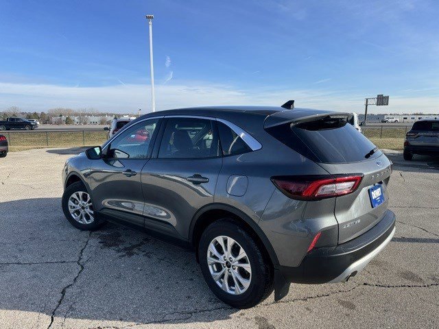 Certified 2024 Ford Escape Active image 3