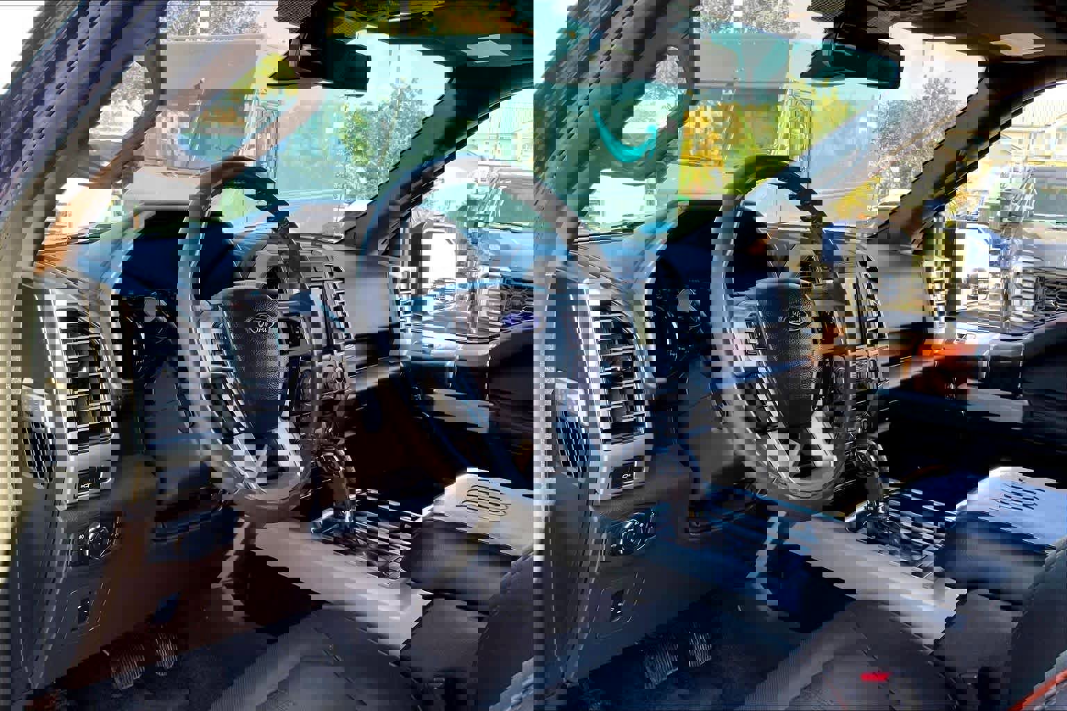 Certified 2017 Ford F150 King Ranch w/ Equipment Group 601A Luxury image 15