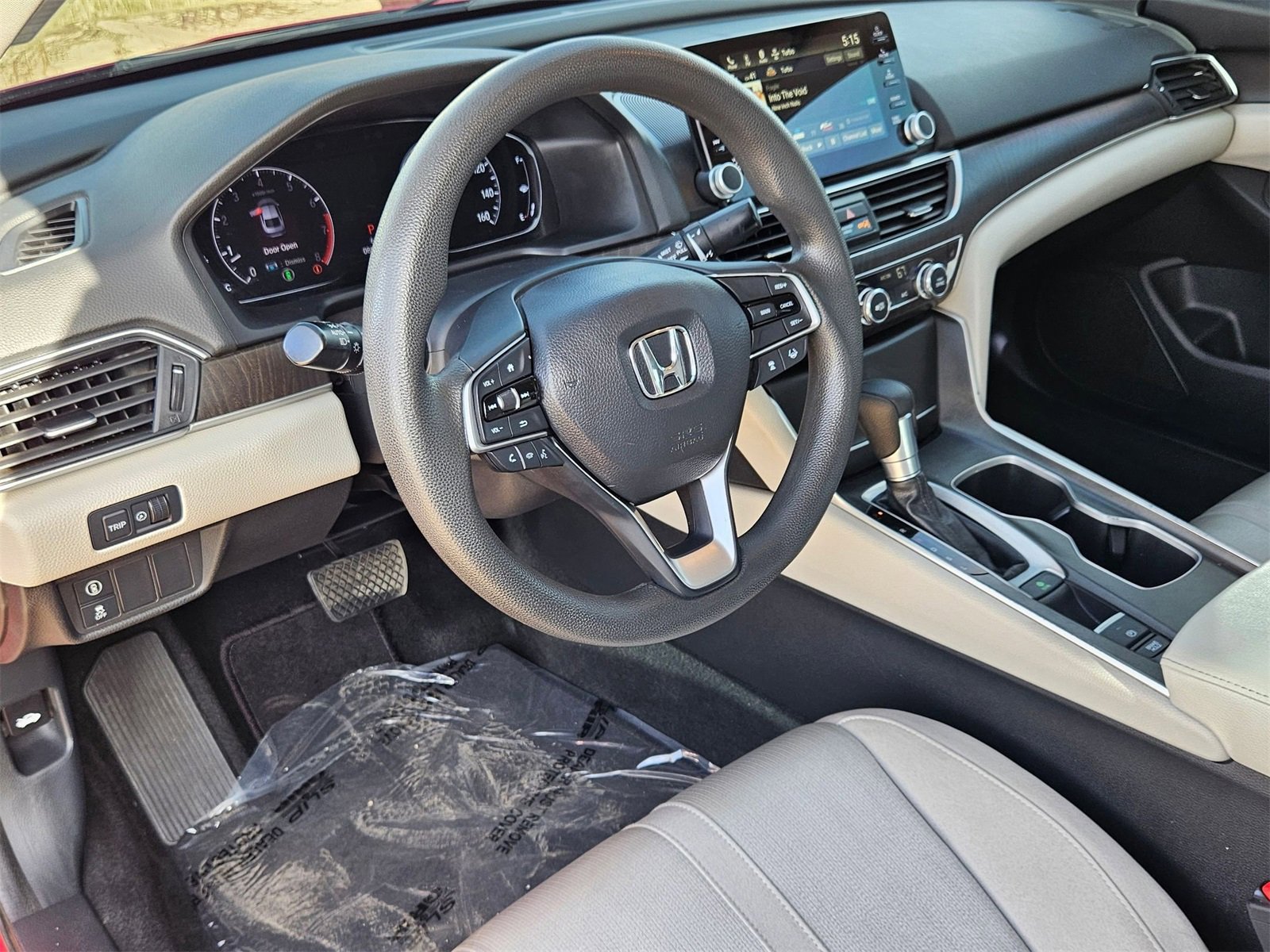 Used 2018 Honda Accord EX image 12