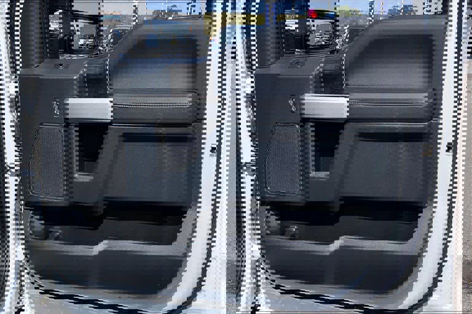 Certified 2022 Ford F250 Lariat w/ Lariat Value Package image 23