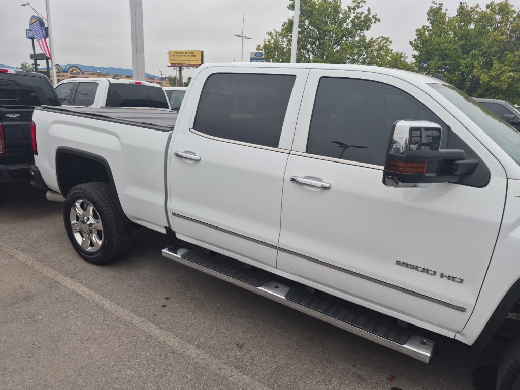 Used 2019 GMC Sierra 2500 SLT w/ Duramax Plus Package AWD/4WD image 31