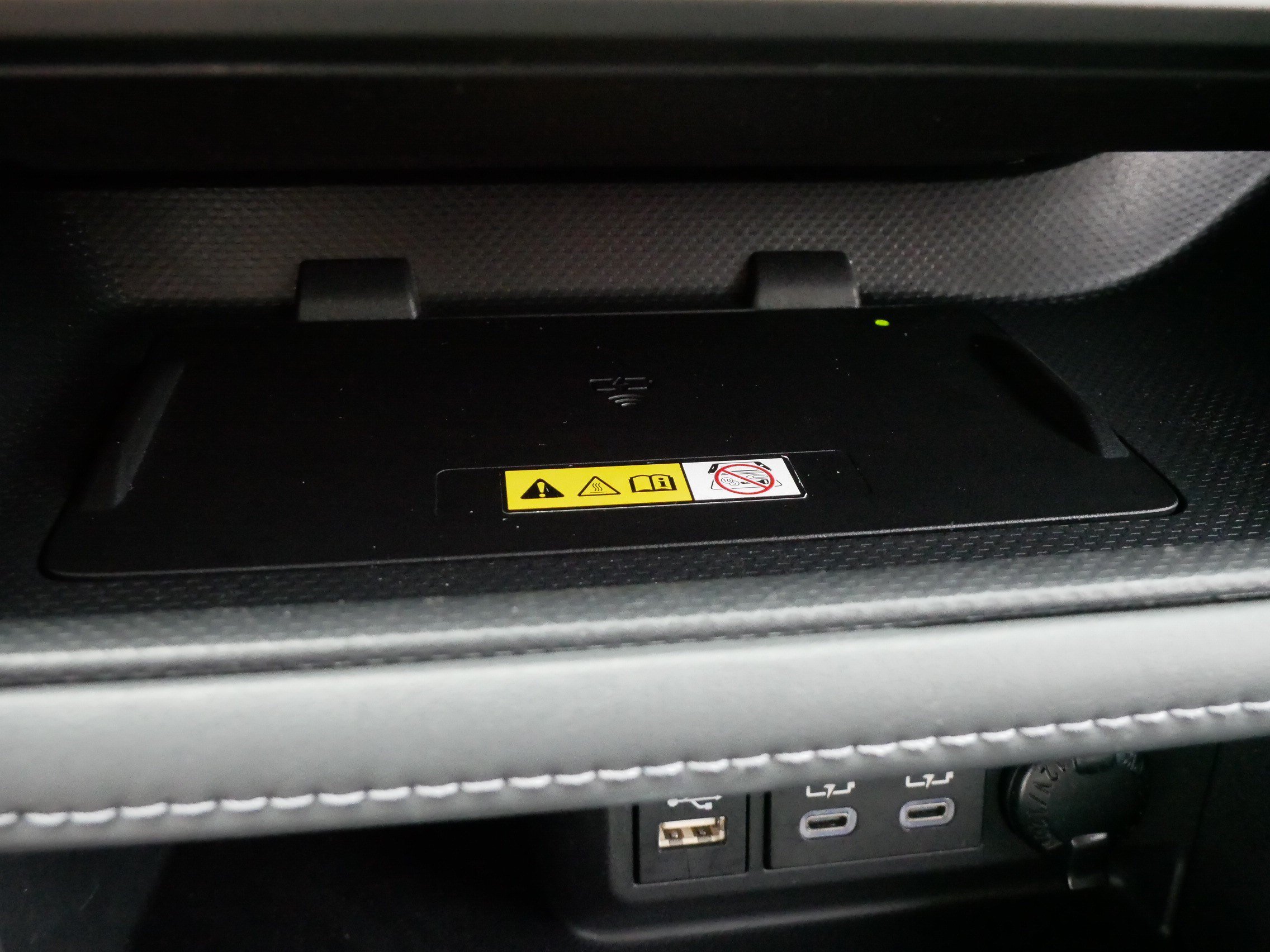 Used 2023 Toyota Highlander XLE AWD/4WD image 29