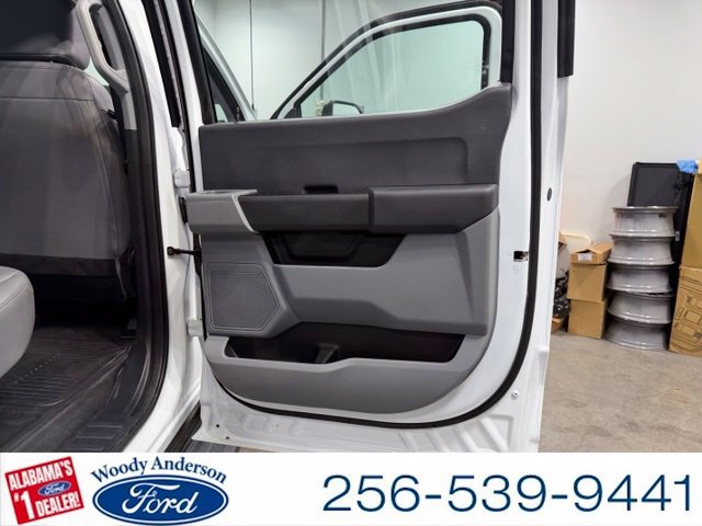 Certified 2025 Ford F550 4x4 Crew Cab Super Duty image 22