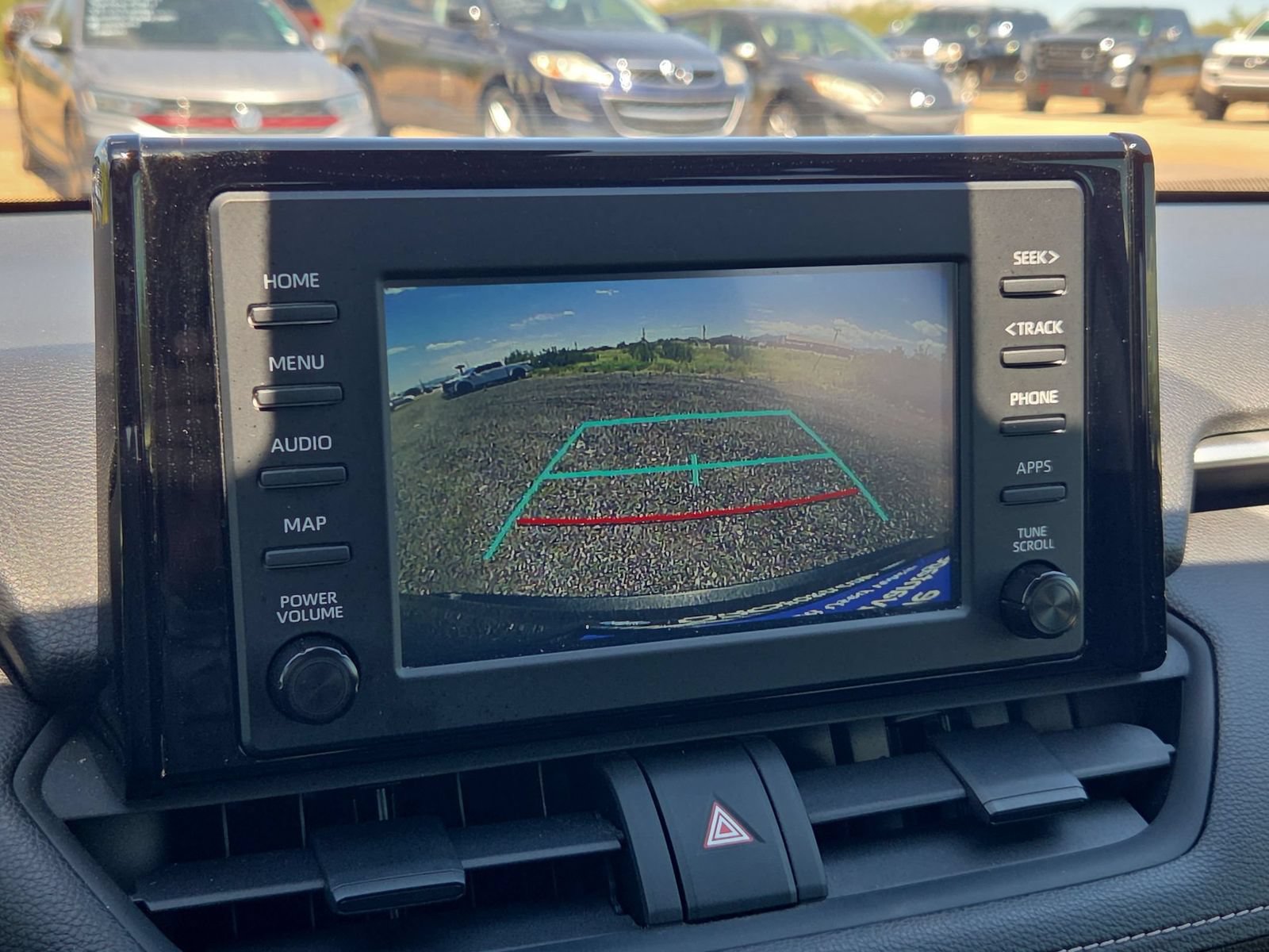 Used 2019 Toyota RAV4 XLE w/ Convenience Package FWD image 20