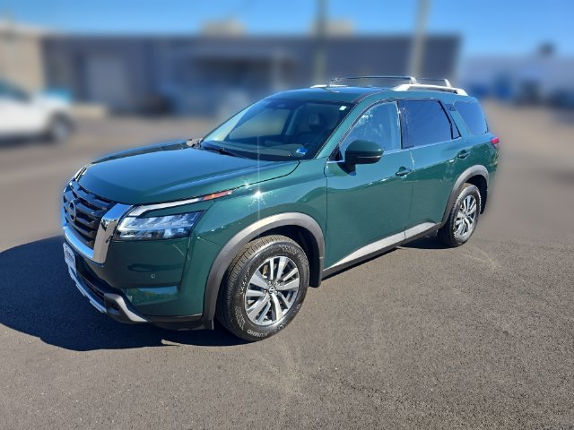 Used 2024 Nissan Pathfinder SL AWD/4WD image 1