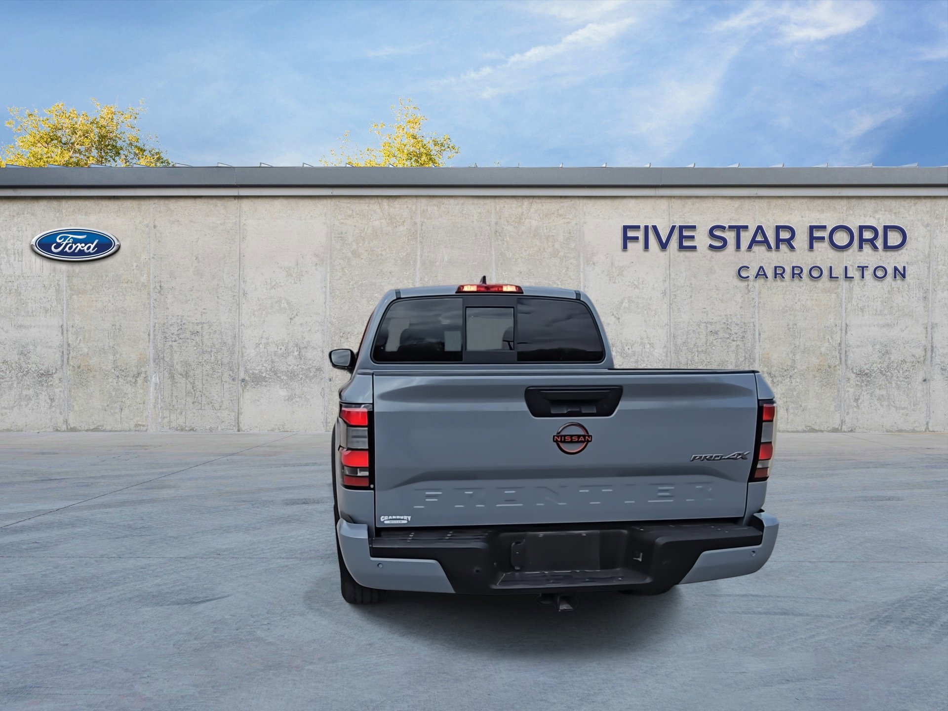 Used 2022 Nissan Frontier PRO-4X image 4