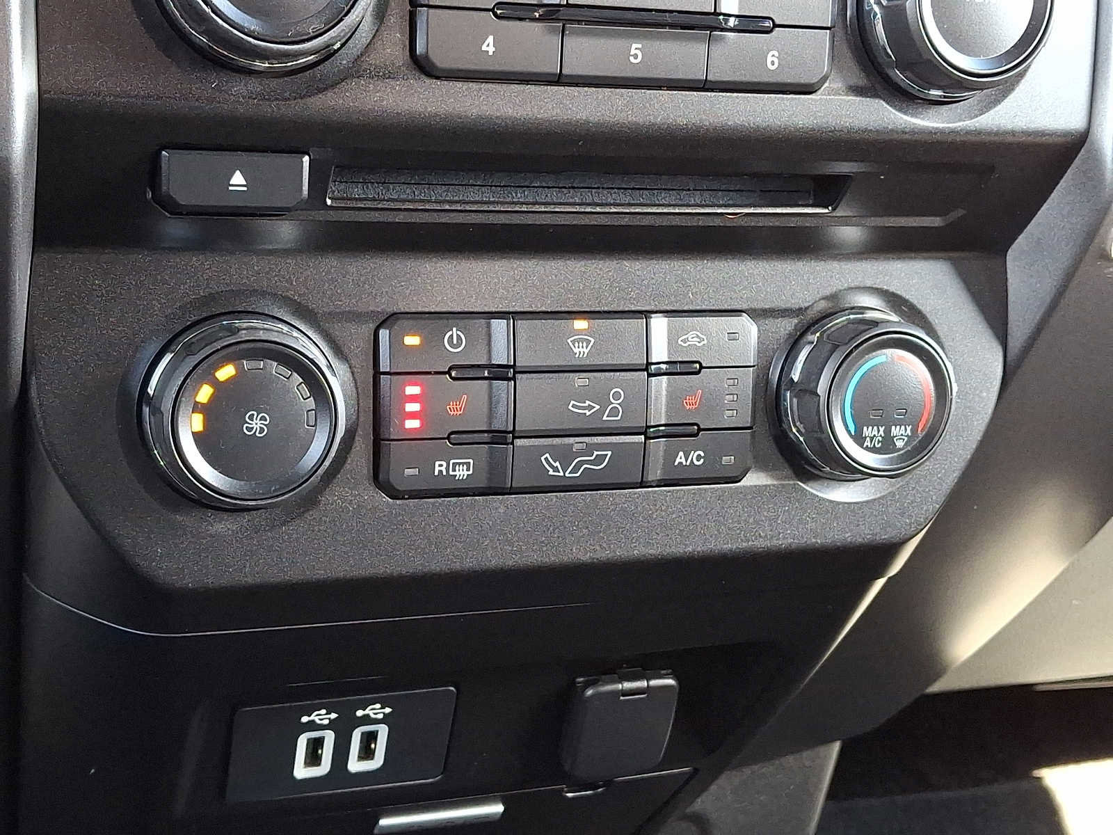 Certified 2018 Ford F150 XLT w/ Equipment Group 302A Luxury image 15